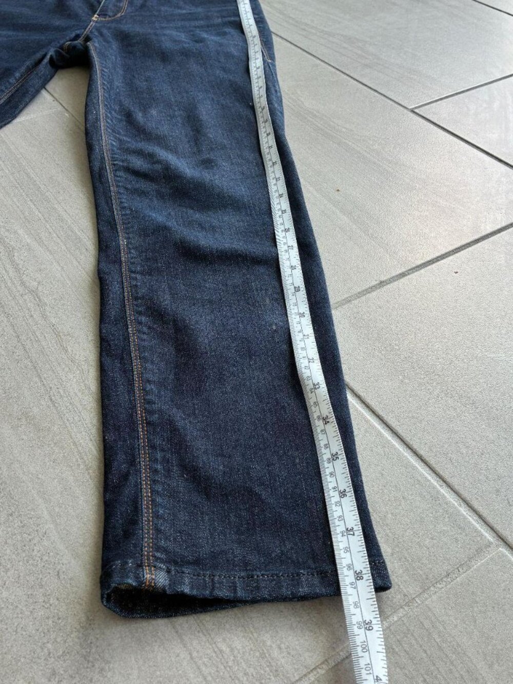 Diesel Highkee High-Rise Straight-Leg Jeans โ Dark Wash ๐ - Picture 7 of 8